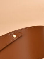 Simple temperament leather belt